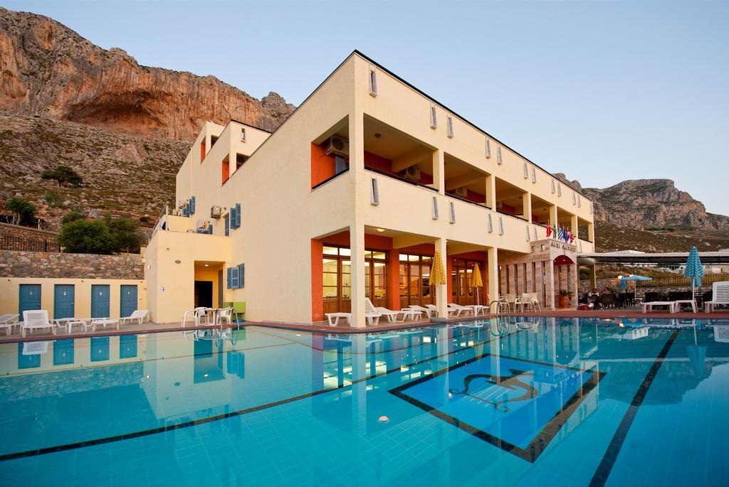 Hotel Philoxenia มาซูรี ภายนอก รูปภาพ