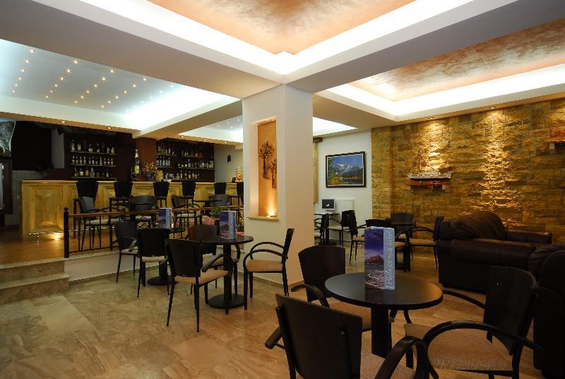 Hotel Philoxenia มาซูรี ภายนอก รูปภาพ